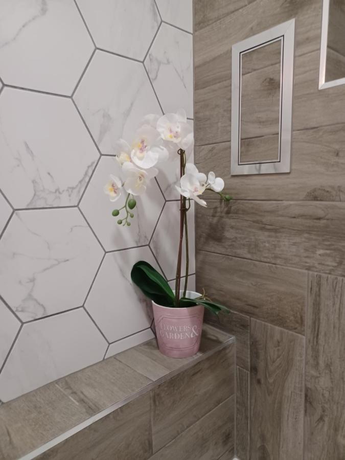 Tara Deluxe Apartment Варна Экстерьер фото