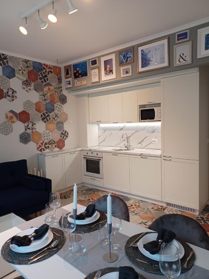 Tara Deluxe Apartment Варна Экстерьер фото